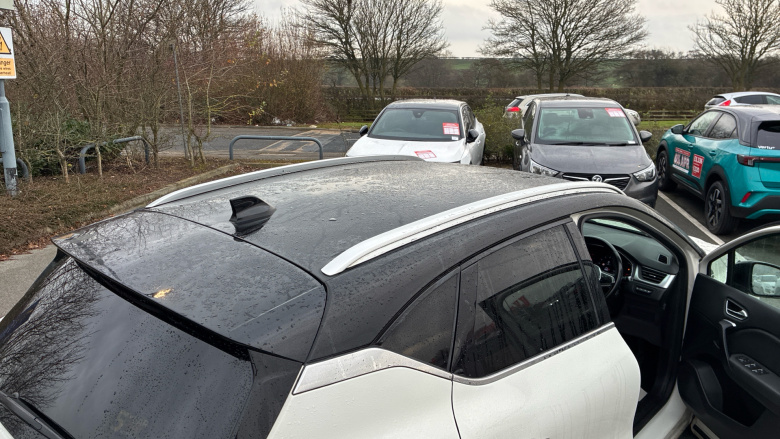 Renault Captur 1.3 TCE 130 S Edition 5dr EDC Petrol Hatchback